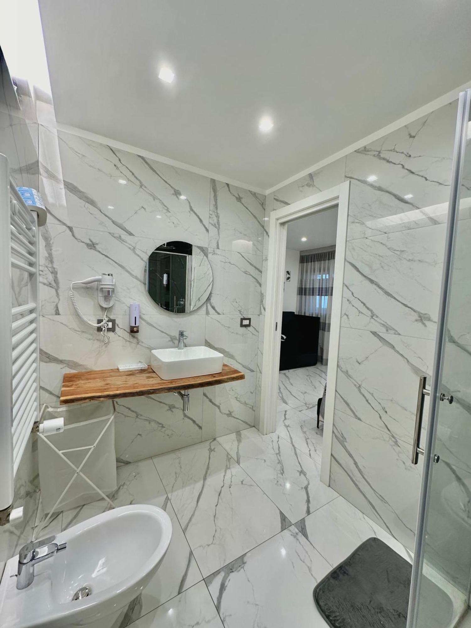 Oltremare Appartement Bari Buitenkant foto